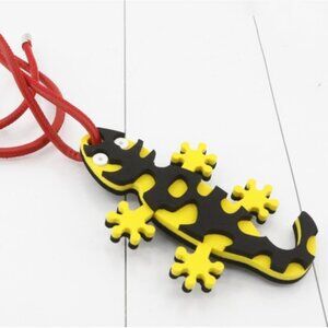 ❌❌𝑆𝑂𝐿𝐷❌❌Loewe Salamander Bag Charm